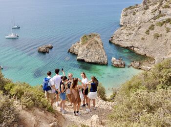 Het wilde Sesimbra strandcover