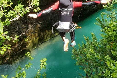 Cliffjumpencover