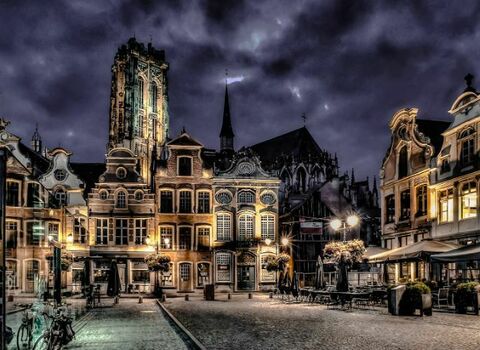 Mechelen by nightcover